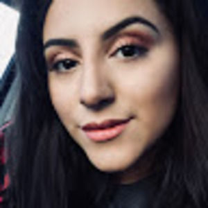 Meet your Posher, Yaritzia
